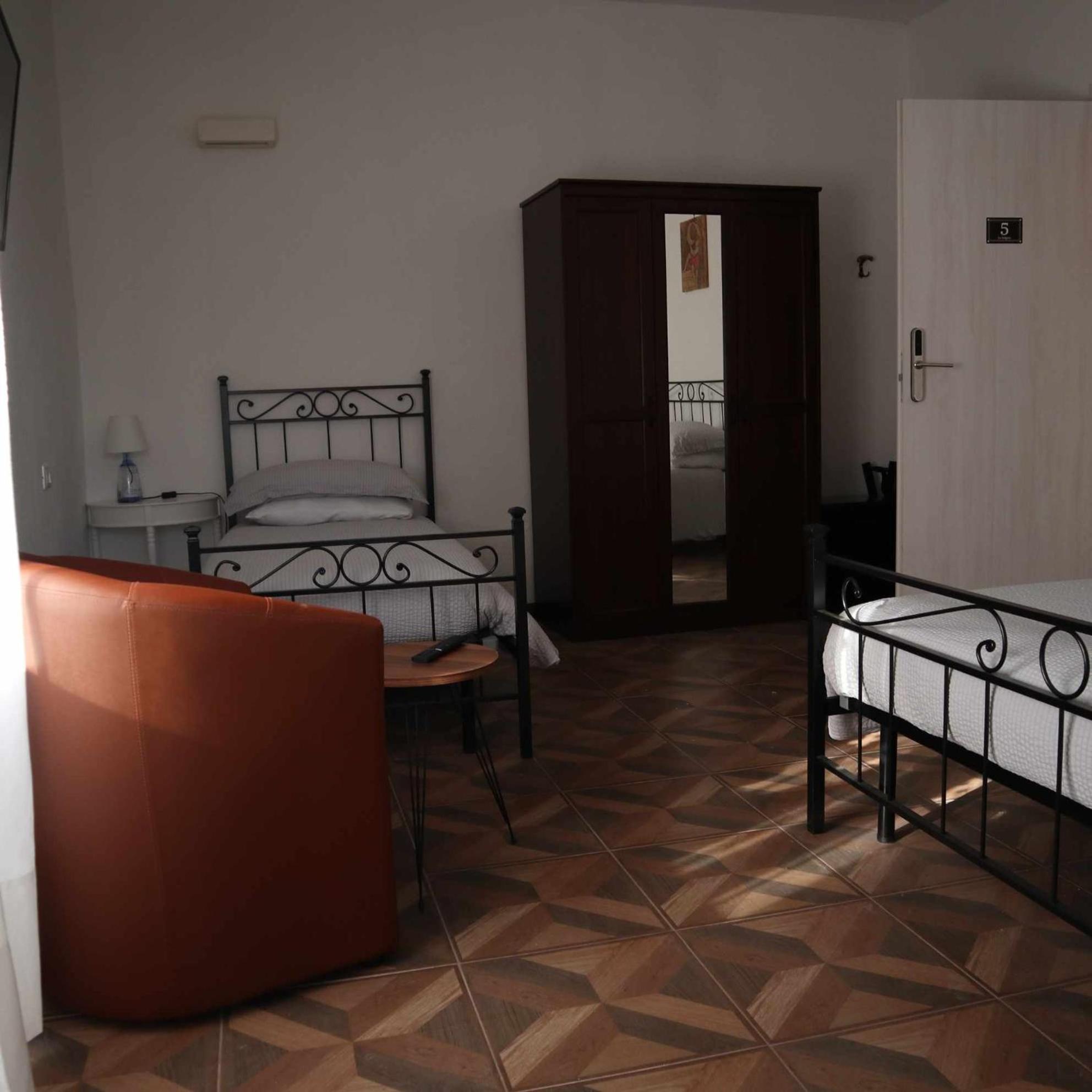 La Bolgora Guesthouse Novara Bagian luar foto